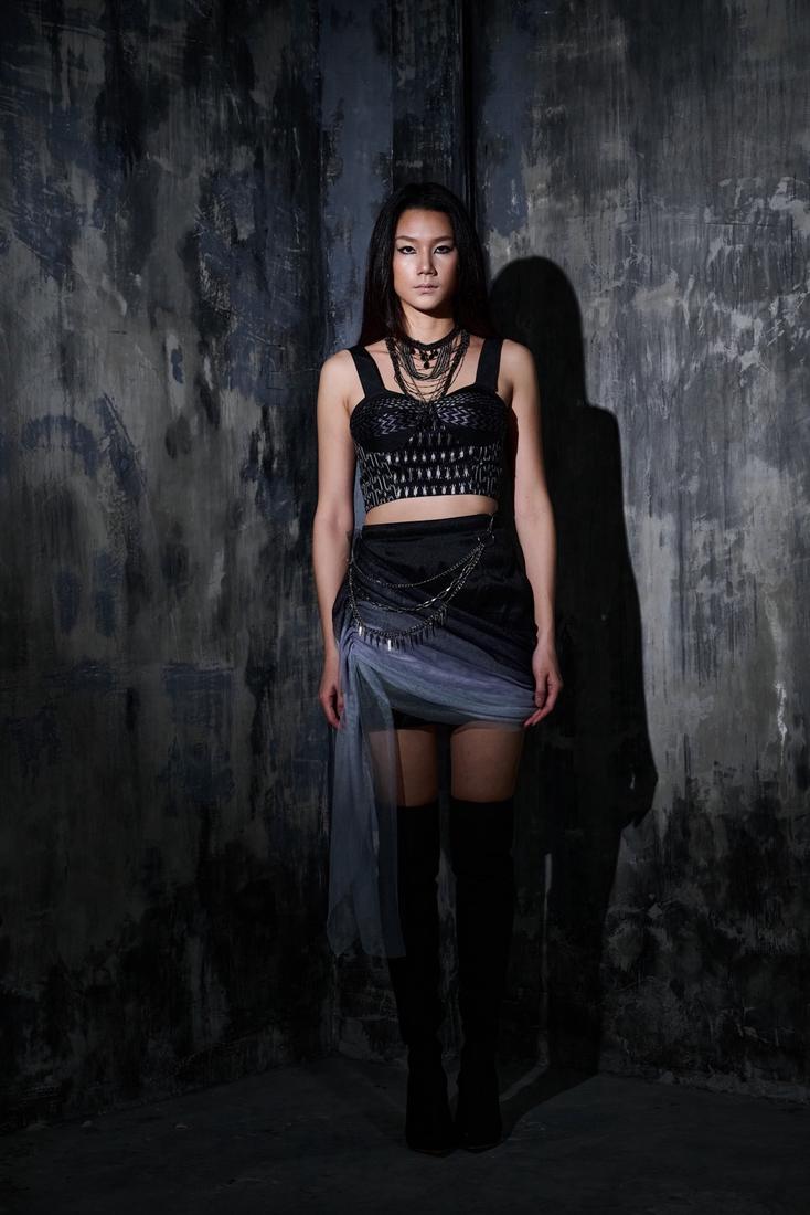 Mutelu collection fashion editorial, look 7
