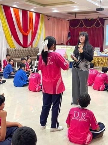 Procrastination workshop at Matthayom Wat Dusitaram School, photo 2